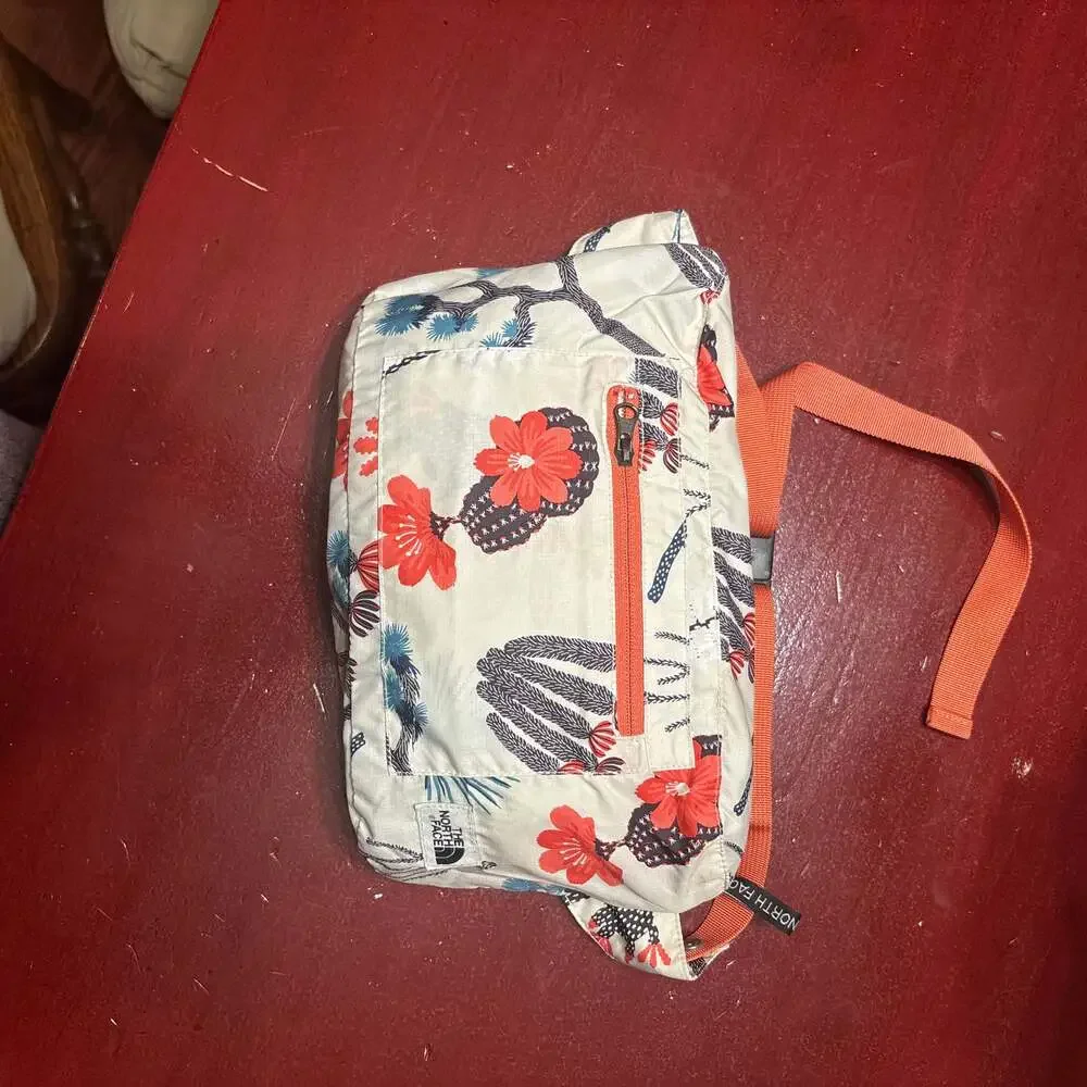 The North Face Fanorak Packable Windbreaker Jacket - Floral/Coral, Size XL - Picture 8 of 8